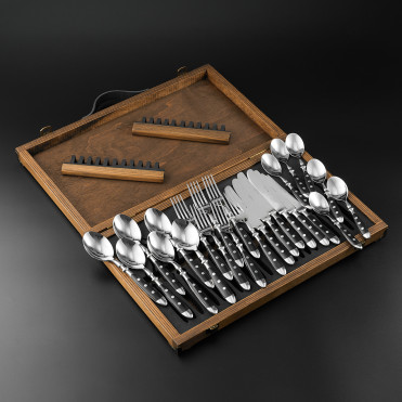 Витвір Noble M